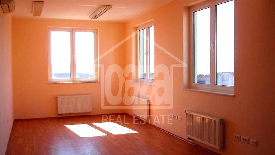 Commercial Property, 168 m2, For Rent, Rijeka - Centar