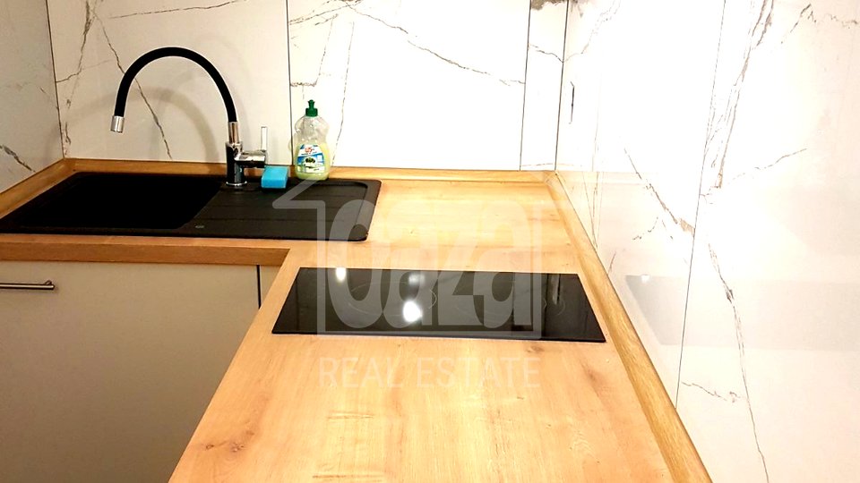 Wohnung, 45 m2, Vermietung, Rijeka - Centar
