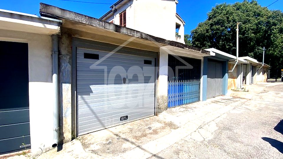 Garage, 17 m2, For Rent, Rijeka - Kozala