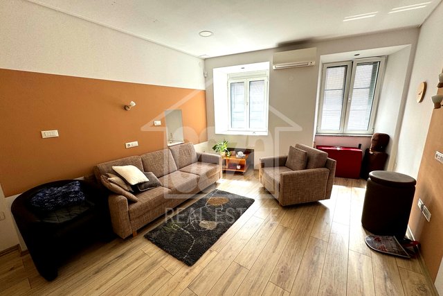 Wohnung, 94 m2, Verkauf + Vermietung, Rijeka - Centar