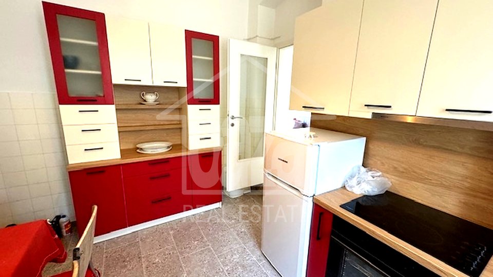 Wohnung, 55 m2, Vermietung, Rijeka - Pećine