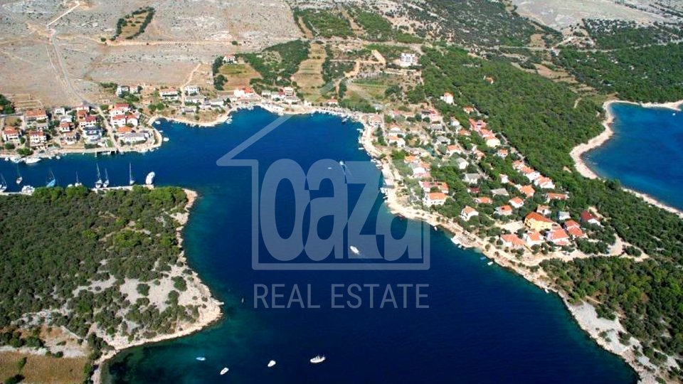 Pag - Šimuni, building plot 1,776 m2 for the construction of two villas, 50 m from the sea