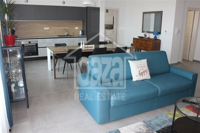Wohnung, 160 m2, Vermietung, Rijeka - Centar