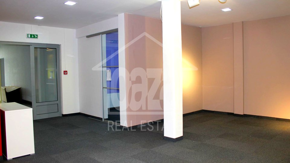 Commercial Property, 294 m2, For Sale, Rijeka - Škurinje