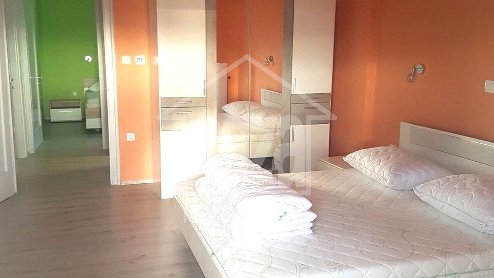 Wohnung, 97 m2, Vermietung, Rijeka - Pećine