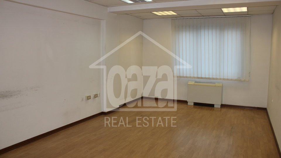 Commercial Property, 250 m2, For Rent, Rijeka - Škurinje