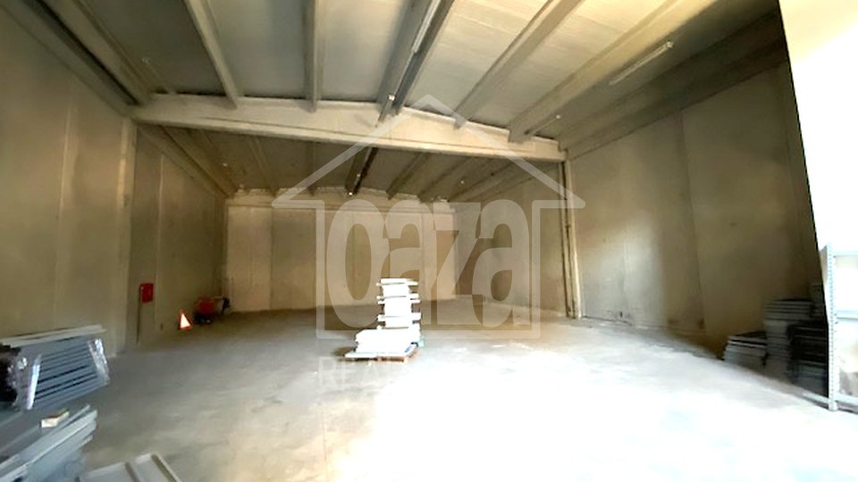 Commercial Property, 314 m2, For Sale, Rijeka - Marinići