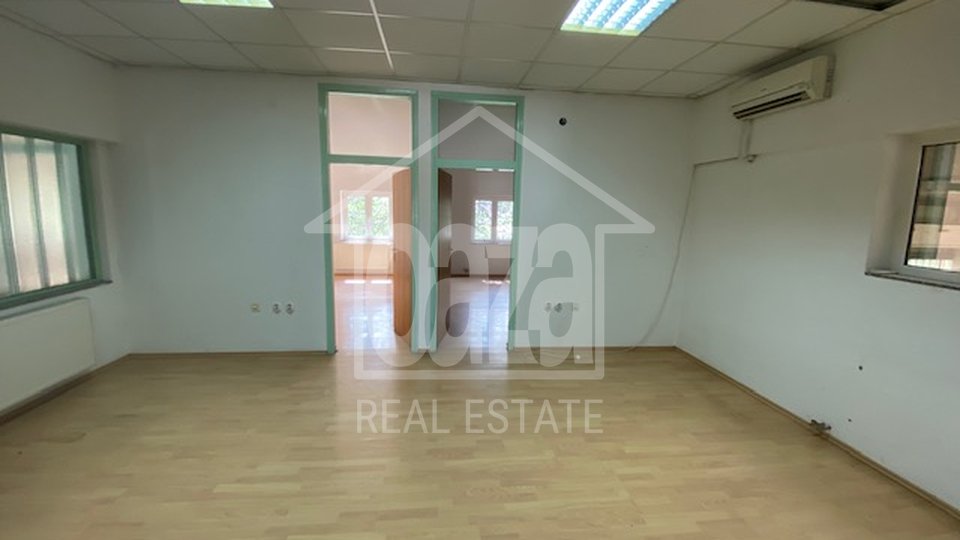 Commercial Property, 1350 m2, For Rent, Kukuljanovo