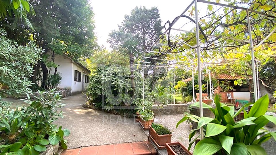 House, 250 m2, For Sale, Kostrena