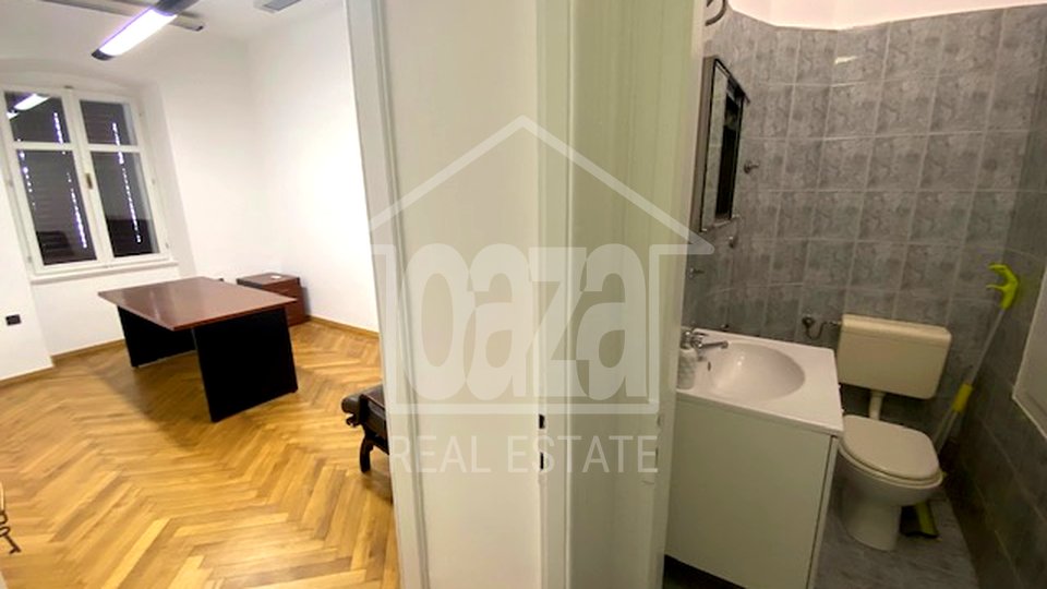 Commercial Property, 47 m2, For Rent, Rijeka