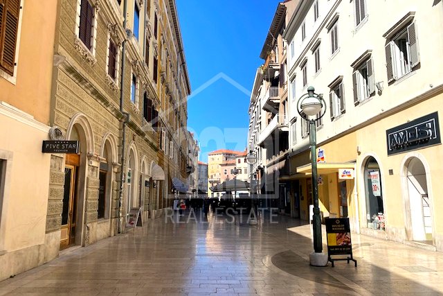 Commercial Property, 47 m2, For Rent, Rijeka - Centar