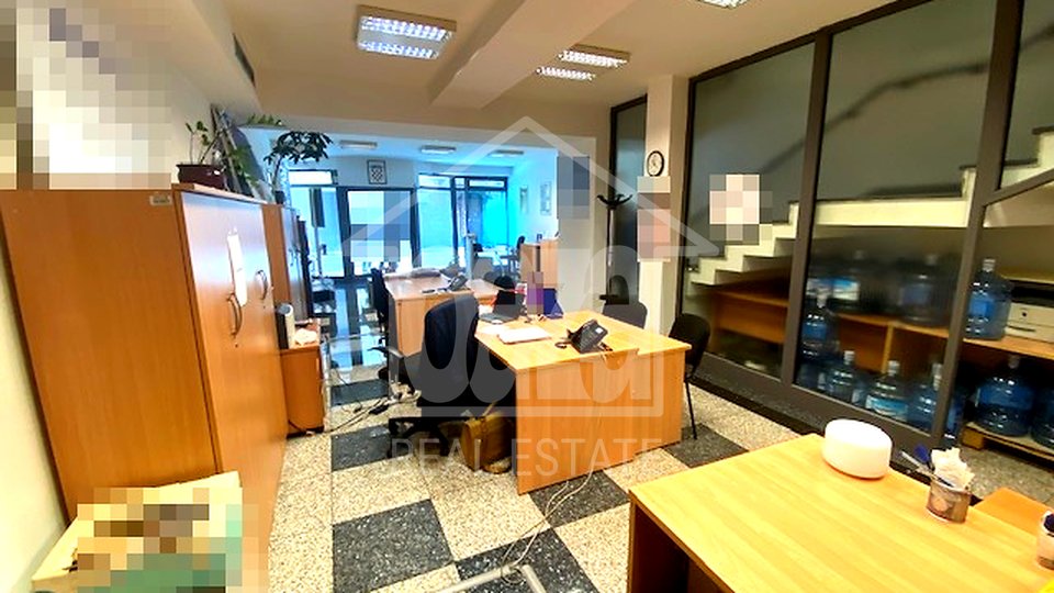 Commercial Property, 335 m2, For Sale, Rijeka - Centar